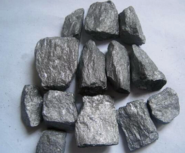 增碳劑與鐵合金在鋼鐵生產中的協同作用